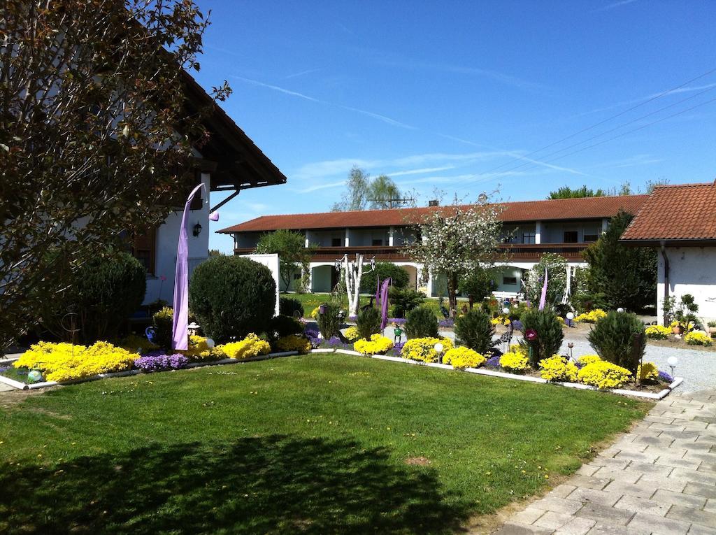 Paga Hotel Aidenbach Eksteriør billede