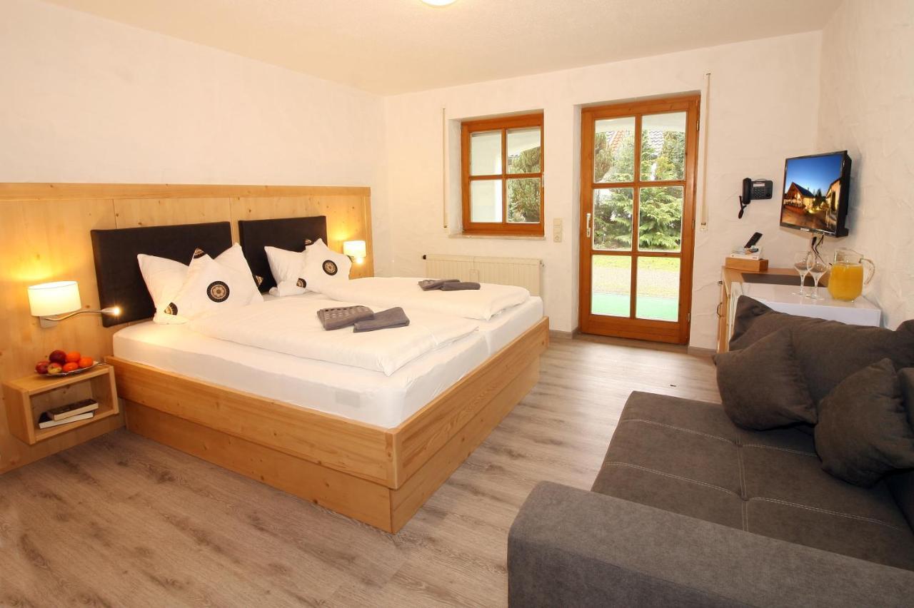 Paga Hotel Aidenbach Eksteriør billede
